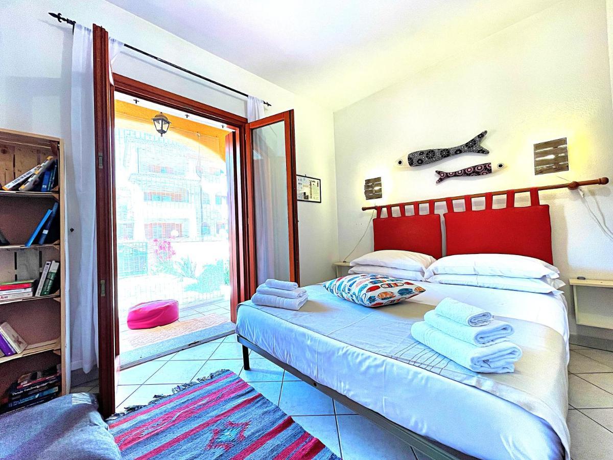 Casa Quasimodo, Con Patio E Giardino Privato Apartment Olbia Exterior photo